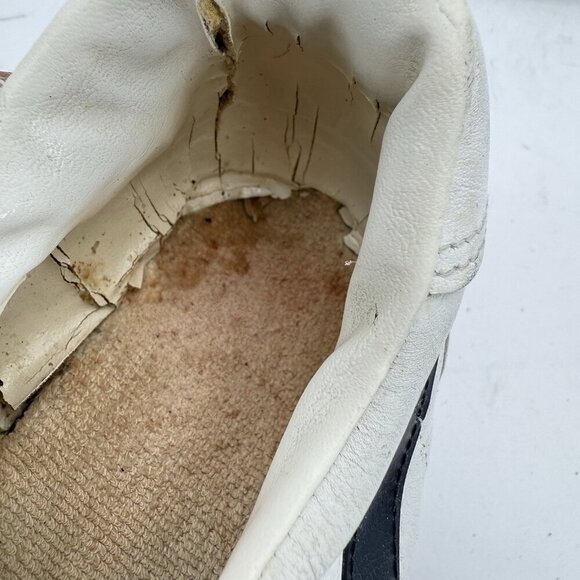 Vintage Nike bruins Men Size 9.5 White Leather Low Top Shoes Made in Korea - Picture 15 of 15